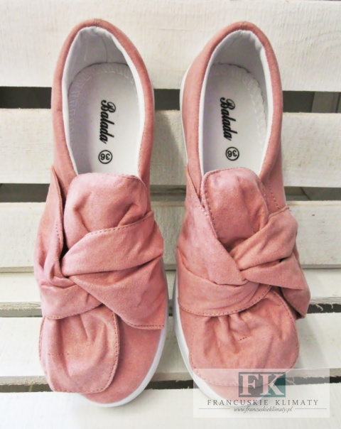 TRAMPKI SLIP ON RÓŻOWE PINK KOKARDA ZAMSZ R. 38