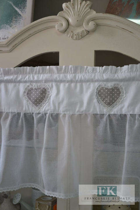 ZAZDROSTKA ZAZDROSKA SZYTA KORONKOWE SERCE kropki szare WYS 45 CM SHABBY NA WYMIAR , BAWEŁNA 100% ZAZDROSTKA ZAZDROSKA SZYTA KORONKOWE SERCE kropki szare WYS 45 CM SHABBY NA WYMIAR , BAWEŁNA 100%