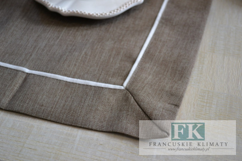 BIEŻNIK DEKORACYJNY 40X140 BRĄZ KLASYCZNY VINTAGE RETRO BIEŻNIK DEKORACYJNY 40X140 BRĄZ KLASYCZNY VINTAGE RETRO