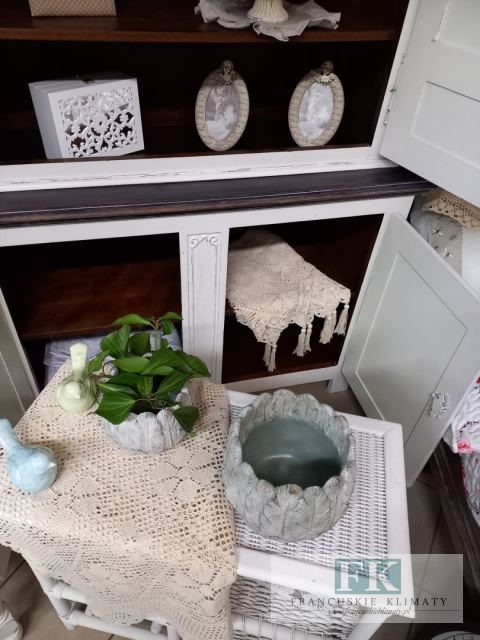 OSŁONKA DONICA PIÓRO 15 CM DO WNĘTRZ I OGRODÓW W STYLU BOHO RUSTYKALNYM VINTAGE OSŁONKA DONICA PIÓRO 15 CM DO WNĘTRZ I OGRODÓW W STYLU BOHO RUSTYKALNYM VINTAGE