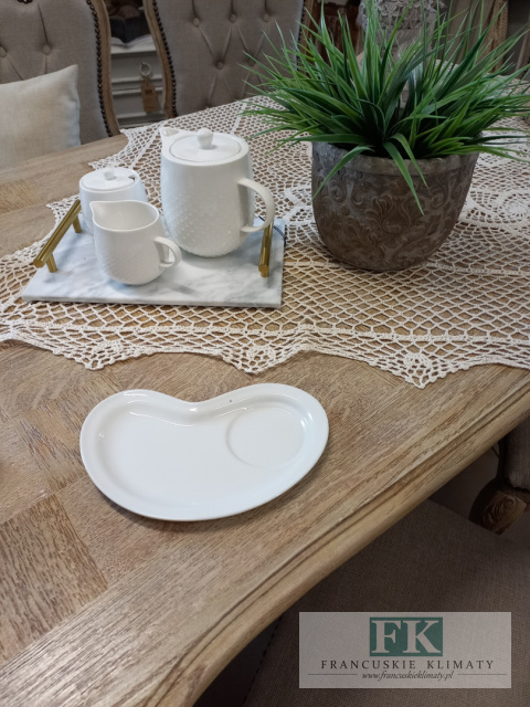 KOMPLET FILIŻANKA ZE SPODKIEM NERKA 21 CM KOMPLET FILIŻANKA ZE SPODKIEM NERKA 21 CM